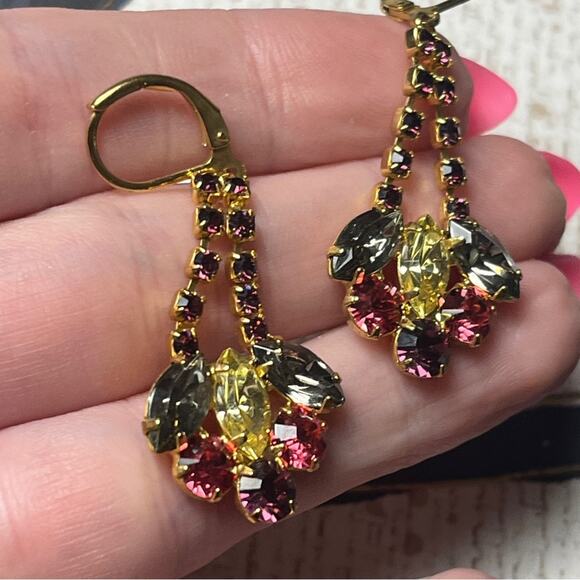 Vintage Elegant Gold and Pink Rhinestone Crystal Dangle Earrings D2 - Picture 6 of 8